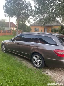 Mercedes-Benz 220