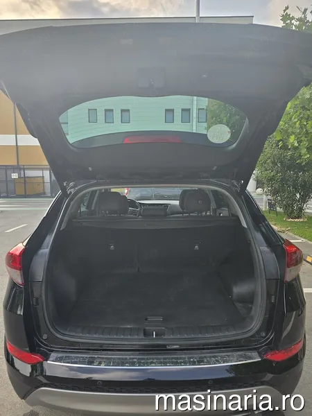 Hyundai TUCSON #4