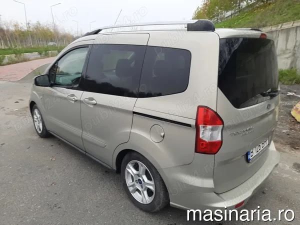 Ford Tourneo Courier #4