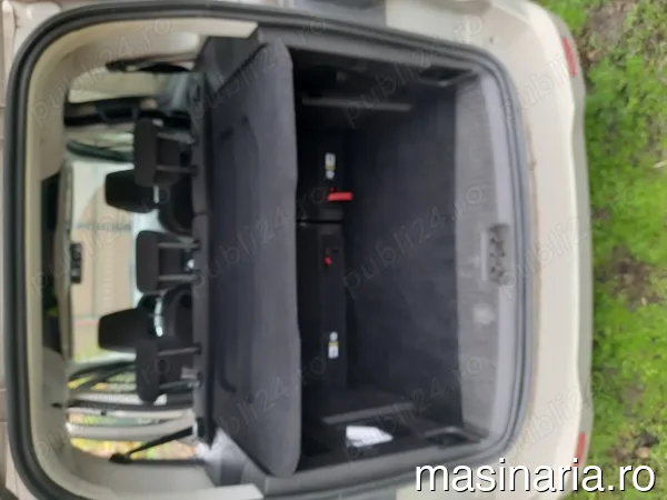Ford Tourneo Courier #10