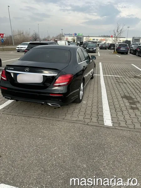 Mercedes-Benz 220 #7