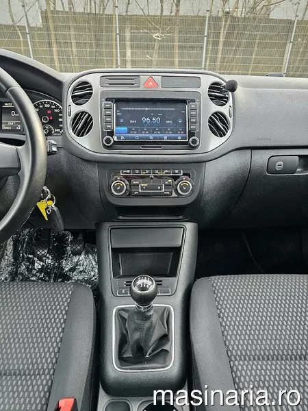 Volkswagen Tiguan #14