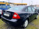 Ford Focus - 10