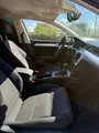 Volkswagen Passat - 8