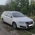 Volkswagen Passat - 1