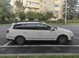 Volkswagen Passat - 3