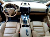 Porsche Cayenne - 5