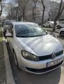Volkswagen Golf - 2