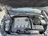 Volkswagen Golf - 6