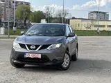 Nissan Qashqai - 1