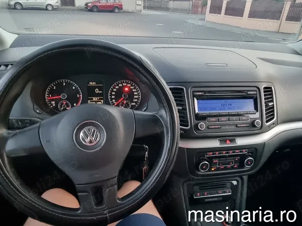 Volkswagen Sharan #6