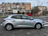Renault Megane - 5