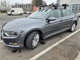 Volkswagen Passat - 3