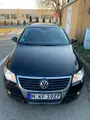 Volkswagen Passat - 1