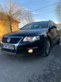 Volkswagen Passat - 2
