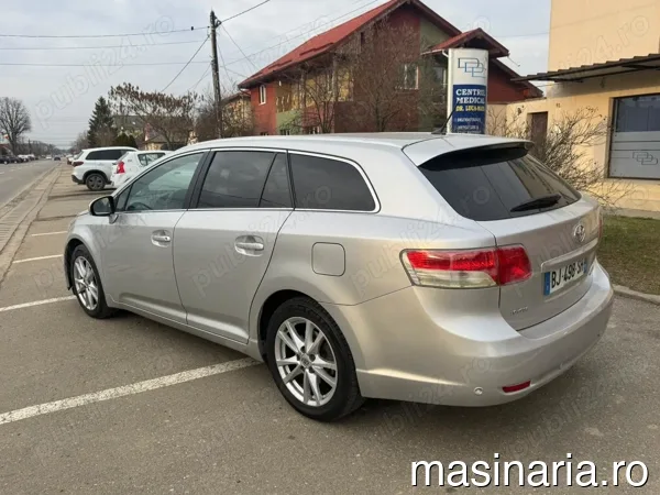 Toyota Avensis #4