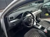 Volkswagen Passat - 3