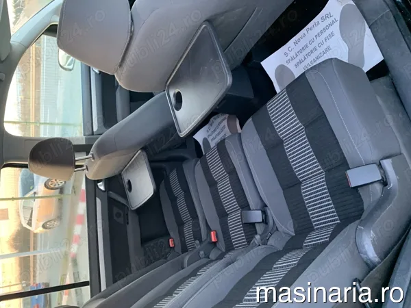 Volkswagen Touran #4