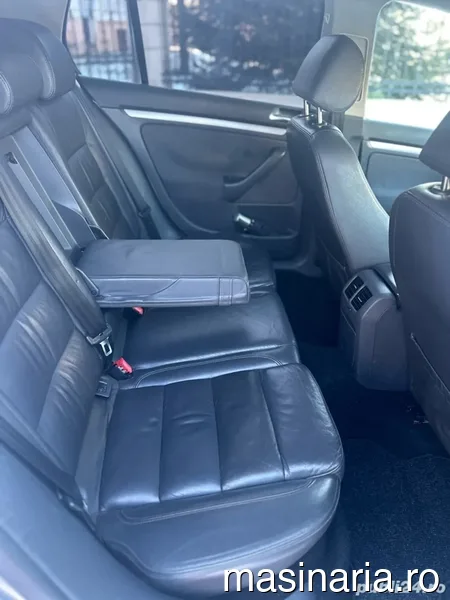 Volkswagen Golf #6