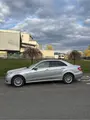 Mercedes-Benz 220 - 6