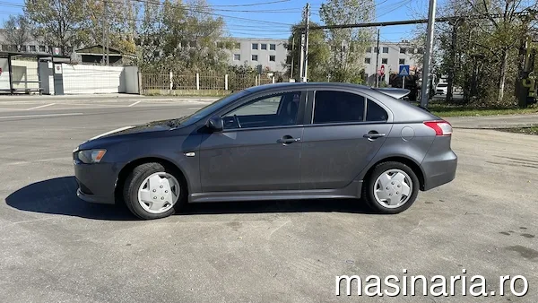 Mitsubishi Lancer #4