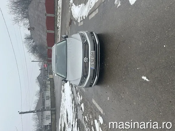 Volkswagen Passat #1