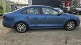 Volkswagen Jetta - 1