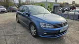 Volkswagen Jetta - 2