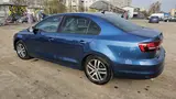 Volkswagen Jetta - 6