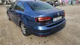 Volkswagen Jetta - 7