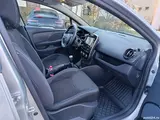 Renault Clio - 8