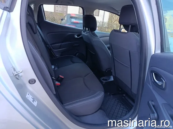 Renault Clio #9