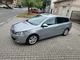 Peugeot 308 - 1