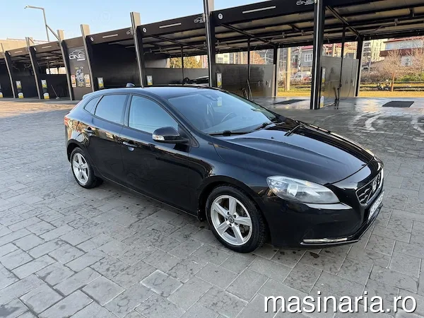 Volvo V40 #1