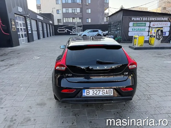 Volvo V40 #2