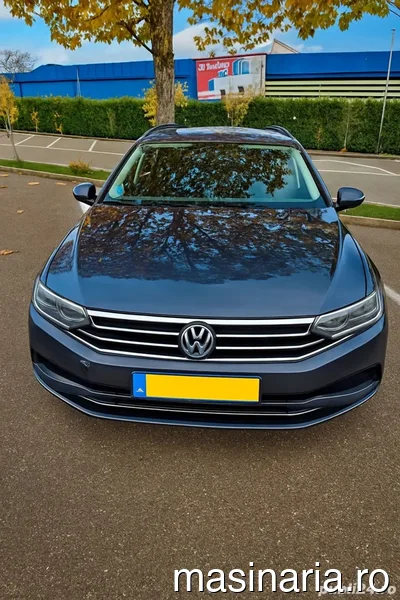 Volkswagen Passat #1