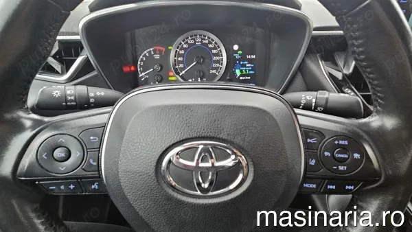 Toyota Corolla #8