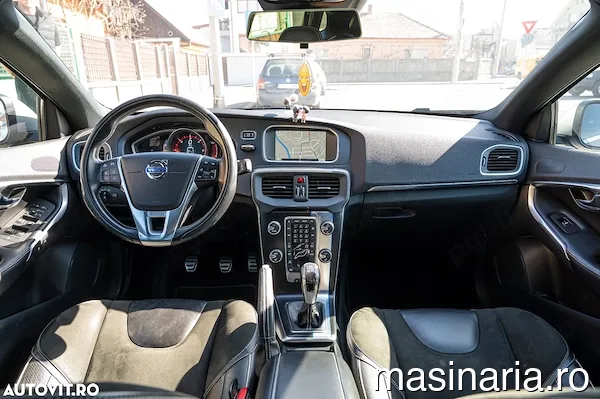 Volvo V40 #5