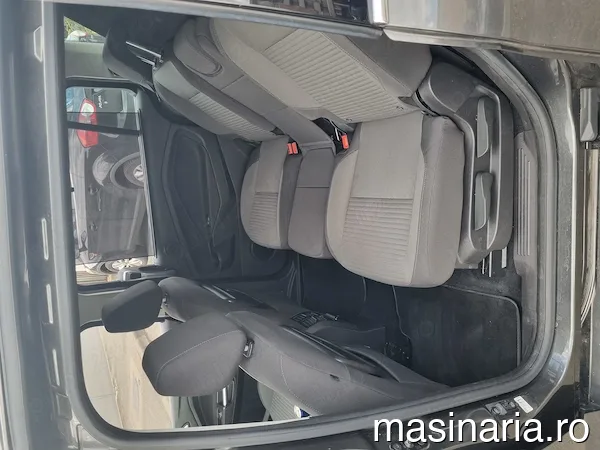 Ford Grand C-Max #9