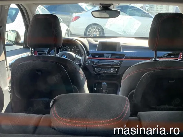 BMW iX1 #4