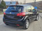 Kia Venga - 4