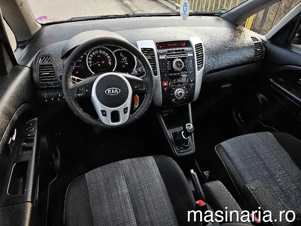 Kia Venga #6