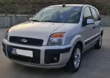Ford Fusion - 3