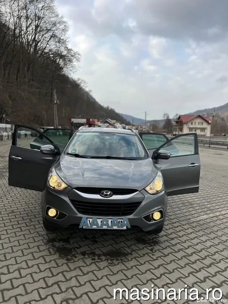 Hyundai ix35 #2