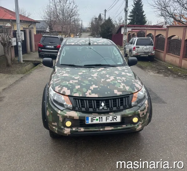 Mitsubishi L200 #4