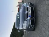 Volkswagen Jetta - 4