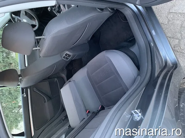 Volkswagen Jetta #7