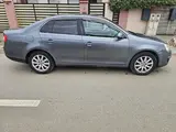 Volkswagen Jetta - 2