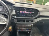 Volkswagen T-Cross - 2
