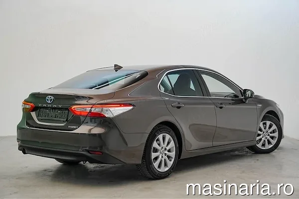 Toyota Camry #4